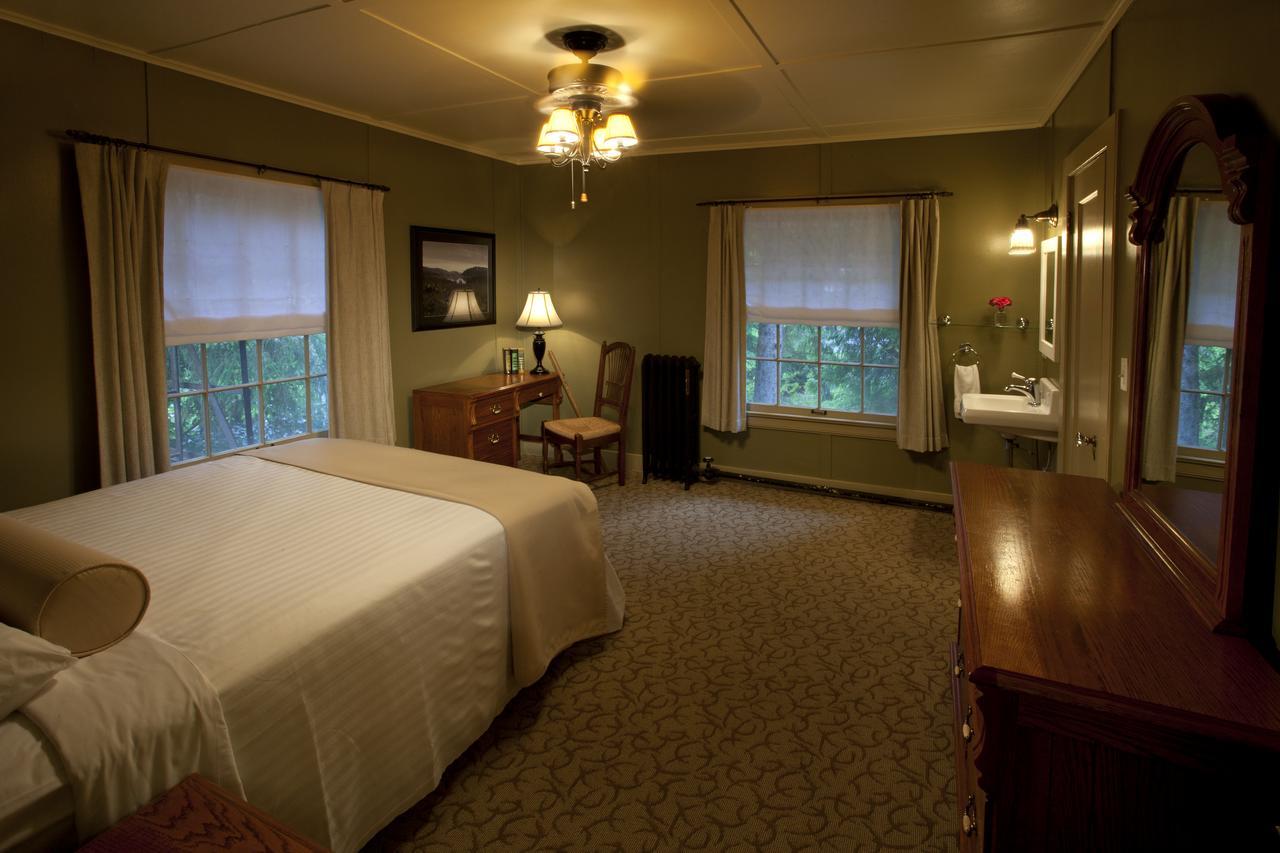 Lake Quinault Lodge Екстериор снимка